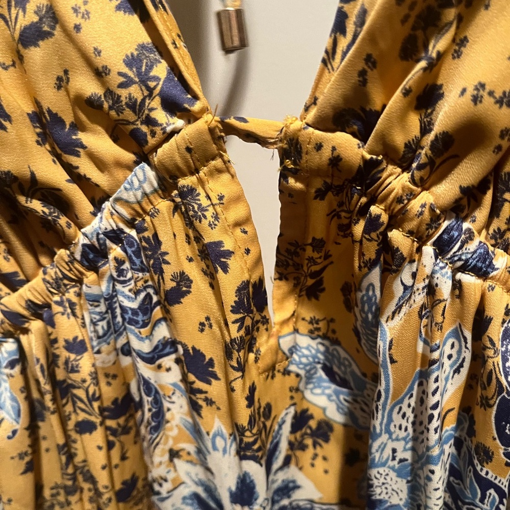 NWT Free People, BEAUTIFUL gold and blue floral dress Size Small - Picture 8 of 10